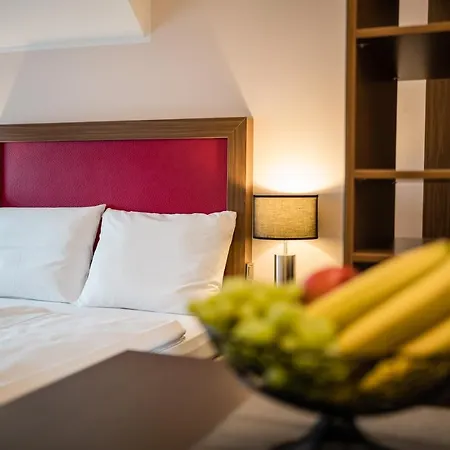 Point And Apart Otel