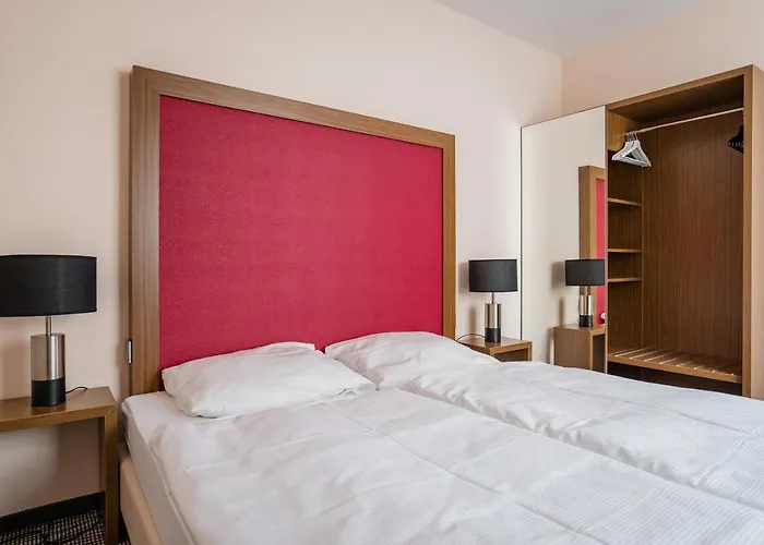 Point And Drážďany